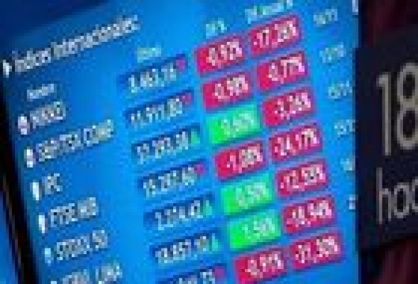 El Ibex 35 'pasa' de la prima de riesgo y sube un 0,8%