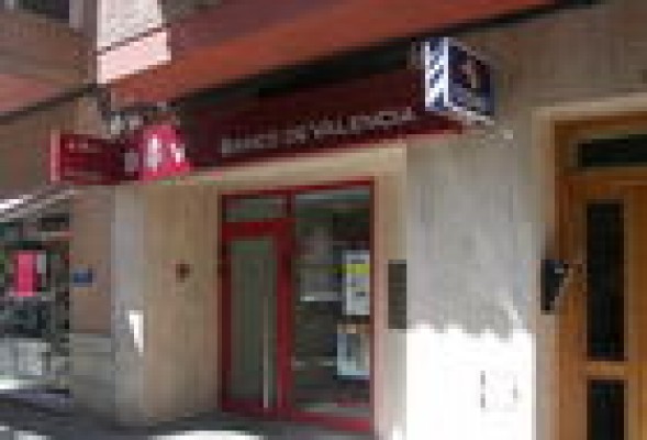 Banco de Valencia retorna al parqué cayendo un 4,7%