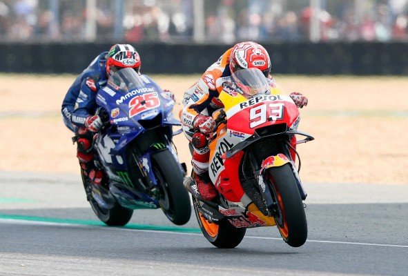 Márquez contento por la victoria y por los japoneses de su equipo

