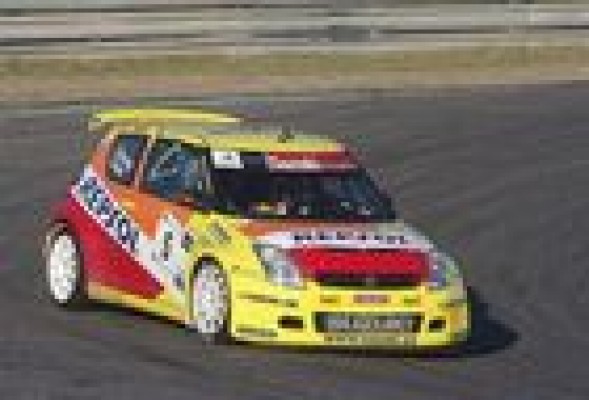 Suzuki gana el Campeonato nacional de Rallys 2011