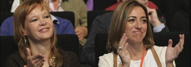 Leire Pajín se juega su futuro a la carta de Carme Chacón