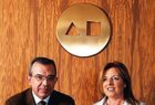 10 dardos en la diana del sistema financiero valenciano