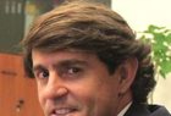 Fabra reitera su apoyo a Císcar nombrando a Juan de Dios Navarro como delegado del Consell en Alicante