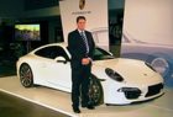<strong>Centro Porsche Valencia</strong><br />Llega una nueva generación del mítico 911 de Porsche