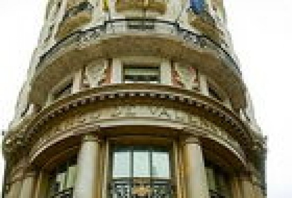 Banco de Valencia recibe otro correctivo de un 6%