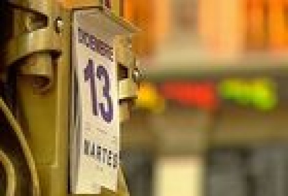 El Ibex 35 acaba perdiendo un 0,6% por el mal tono bancario