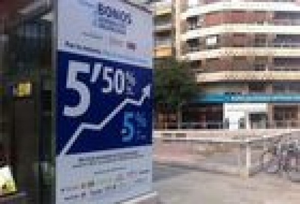 El Consell busca el respaldo de los bancos para que completen la emisión de bonos patrióticos