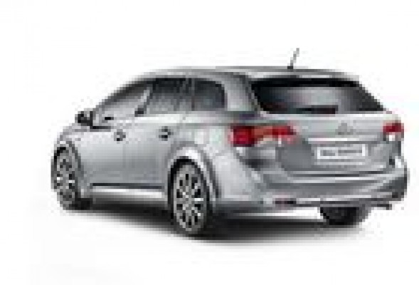 Toyota Avensis: el buque insignia de Toyota se renueva