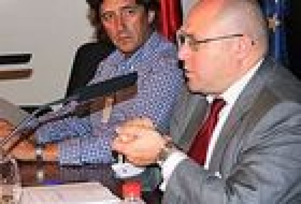 La patronal alicantina recorta un 54% su presupuesto y despide a un 15% de la plantilla