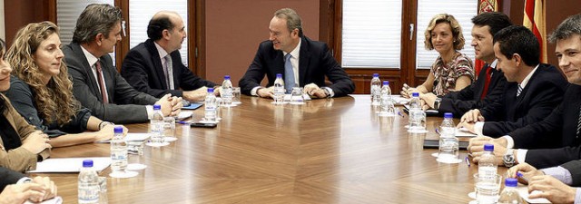 La <strong>amarga</strong> lección de los bonos patrióticos