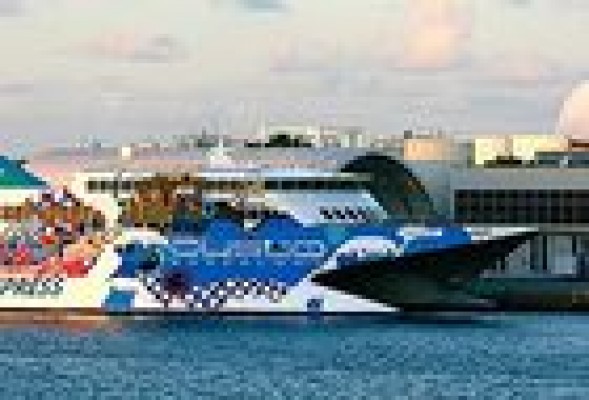 Baleària empieza a operar entre Estados Unidos y las Bahamas