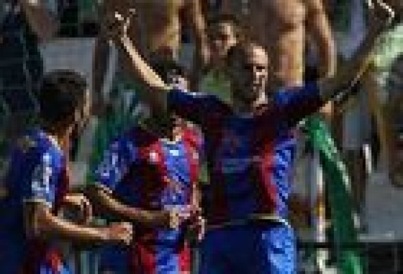El Levante quiere ganar en Granada