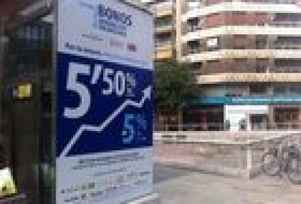 S&P rebaja tres escalones de golpe el rating de la Comunitat Valenciana hasta 'BBB-'