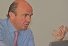 Luis De Guindos para Economía y Cristóbal Montoro para Hacienda