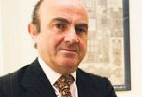 El nuevo ministro de Economía prevé que España entre en recesión en el primer trimestre de 2012