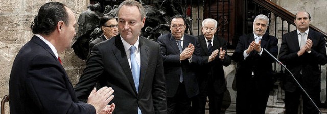 Formación pública: todo el poder (y el gasto) para las cámaras