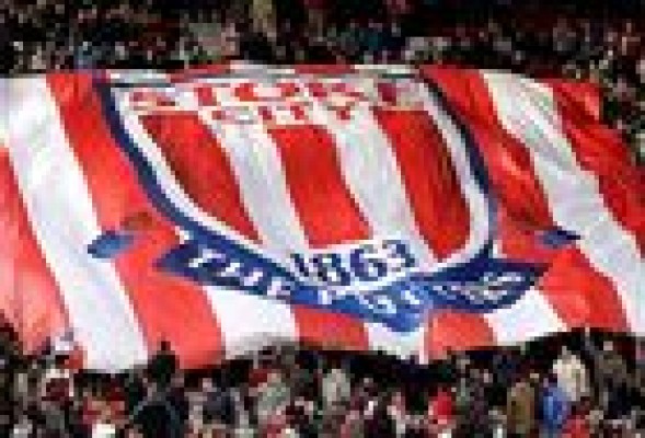 Stoke City 'Bet365' desafía al Valencia CF