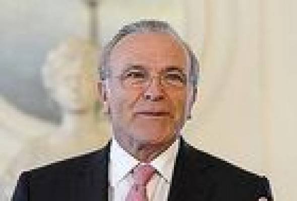 La CECA pide un mayor compromiso de transparencia al sector financiero