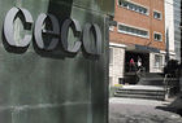 La CECA pide un mayor compromiso de transparencia al sector financiero