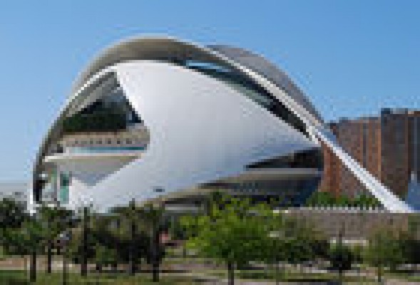 El Palau de les Arts rebaja sueldos y proyecta un cierre en verano para ahorrar 200.000 euros