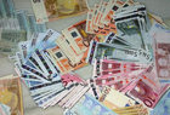 Un Tesoro 'enrachado' vuelve a citarse mañana con los mercados