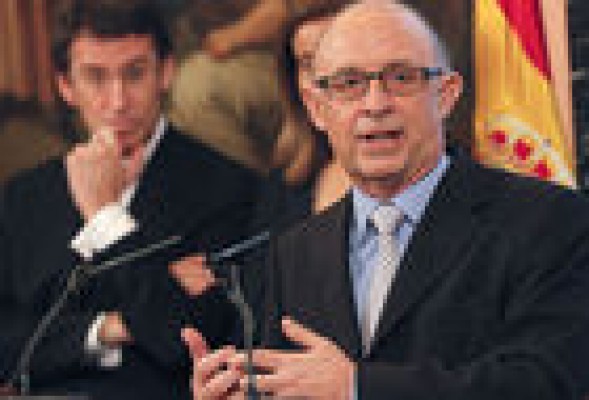 Montoro afirma que subir el IVA duplicaría la caída de la economía