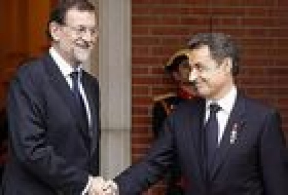 Rajoy descarta subir los impuestos para 2012, aunque alerta de que 