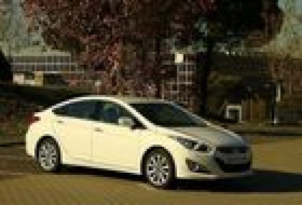 El Hyundai i40 Sedan se presenta en Valencia