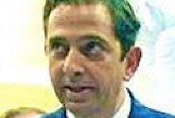 Cuatro altos cargos del Gobierno de España tutelan la economía valenciana