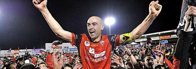 Banca Cívica cotiza al alza en bolsa la machada del Mirandés