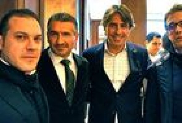 <strong>Moddos</strong> da la bienvenida a medio centenar de miembros