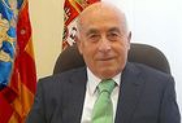 El Síndic pide que se pague una ayuda del Servef concedida hace ocho meses