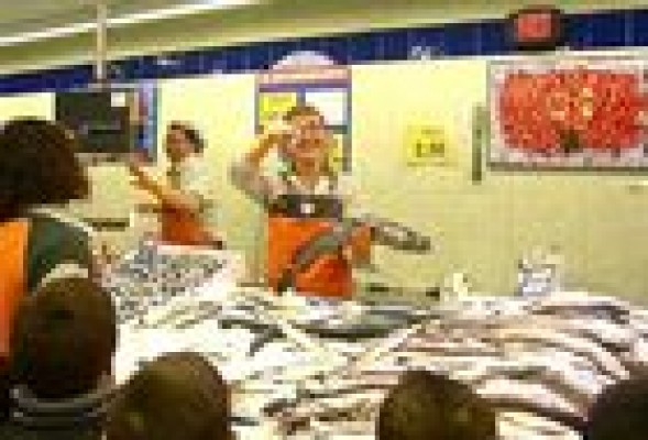Mercadona comprará 200 toneladas de pescado al mes a las cofradías de Valencia y Castellón