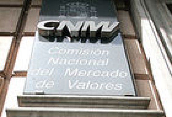 La CNMV advierte de problemas de transparencia en las emisiones para recapitalizar entidades