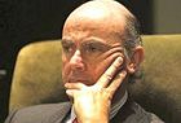 Luis de Guindos espera un acuerdo para que Grecia no caiga en impago
