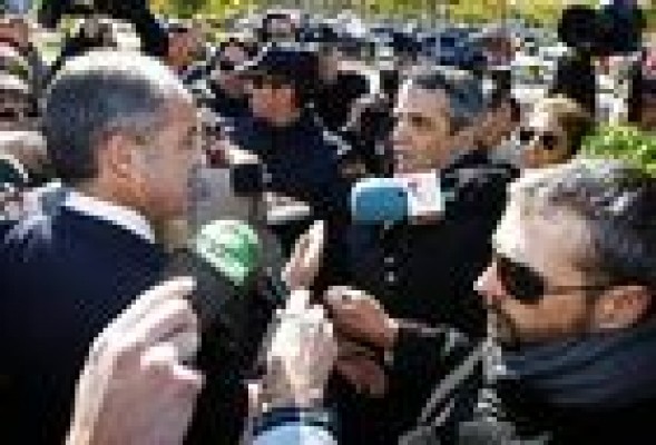 Camps: sobresaliente 'Cum Laude' en su tesis y notable en incidentes