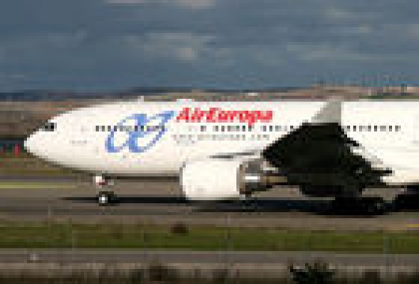 El preacuerdo de Air Europa reduce a 61 los despidos del colectivo de tierra