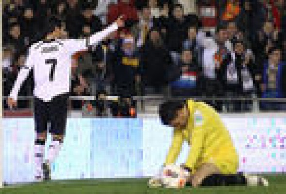 El Valencia golea al Sporting 