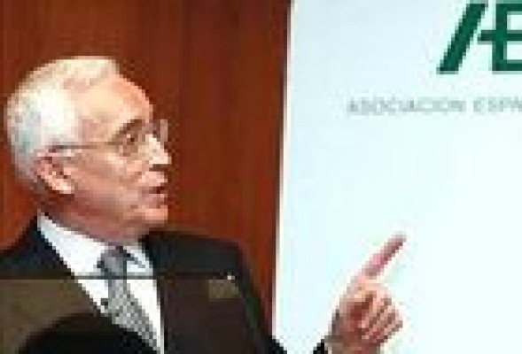 El presidente de la AEB espera que desaparezca el Banco de Valencia