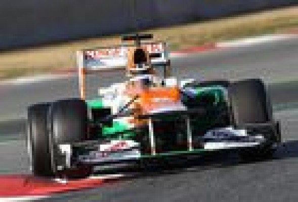 Huelkenberg marca el mejor tiempo de la segunda sesión en Montmeló