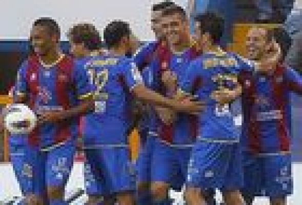 El Levante o juega Champions o no quiere Europa 