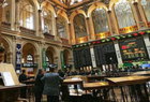 El Ibex aguanta en el 8.500 pero pierde un 1,5% en la semana