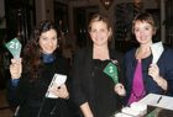 Seis tiendas  subastan arte y moda a 'it girls' en el Westin