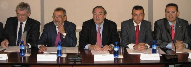 José Vicente González (Cierval) recomienda a Bancaja y Bankia que laven la ropa sucia 