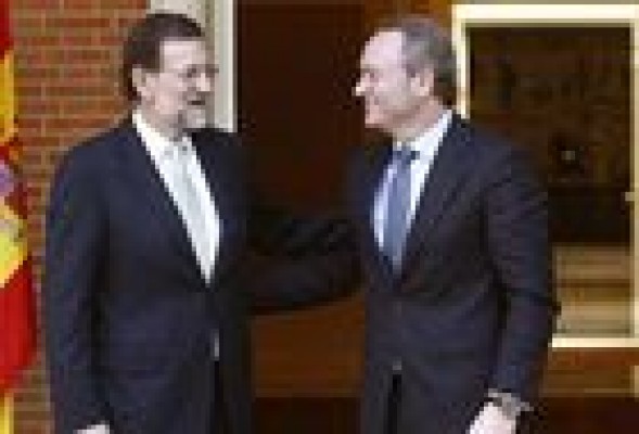Rajoy acepta la propuesta de Fabra de celebrar una cumbre de presidentes autonómicos antes de verano