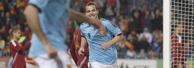 España golea a venezuela con hat-trick de Soldado 
