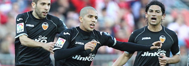 El Valencia gana en Granda sin jugar a nada 