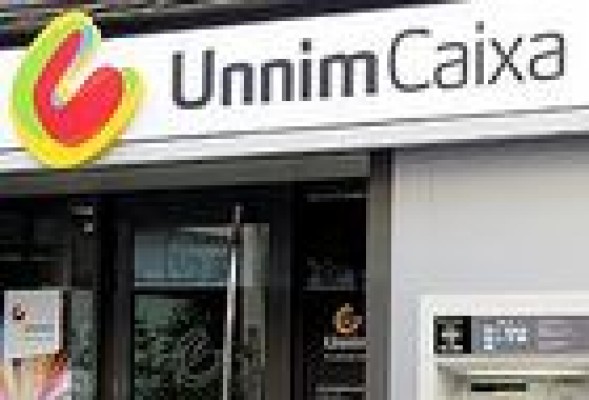 BBVA recortará su plantilla en Cataluña un 20% y sus oficinas un 30% tras comprar Unnim