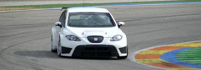 Seat se vuelca con el campeonato WTCC