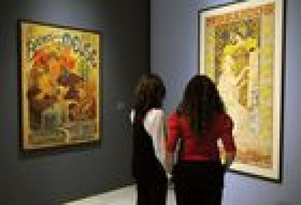 Una exposición en Bancaja exalta el arte de vender con los carteles de Toulouse-Lautrec, Steinlen y Casas